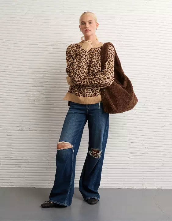 AE Whoa So Soft Classic Crew Neck Sweater - Image 5