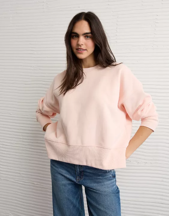 AE Everyday Luxe Oversized Sweatshirt - Image 6
