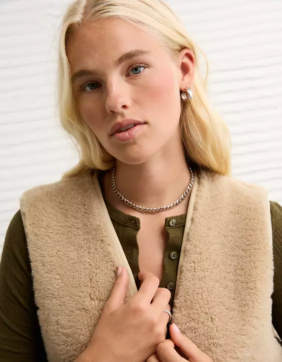 AE Sherpa Vest - Image 6