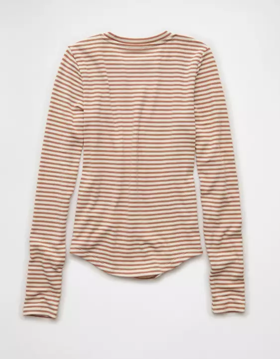 AE Long Sleeve Cozy Crew Neck T-Shirt - Image 4