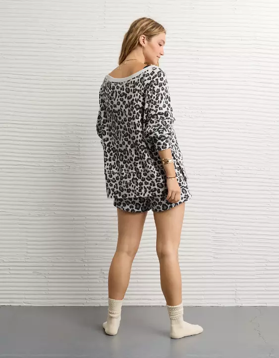 AE Big Hug Off-The-Shoulder Waffle Sweatshirt - Image 3