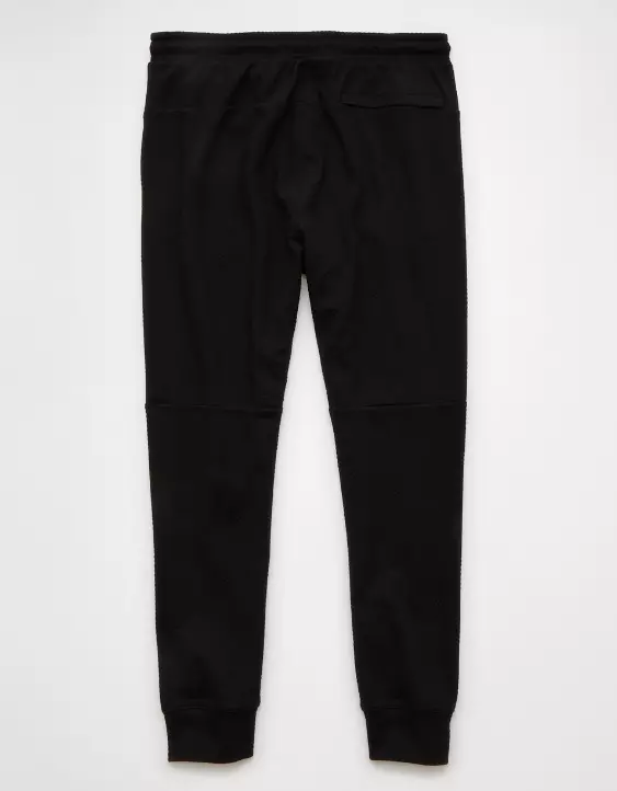 AE 24/7 Textured Fleece Jogger - Image 4