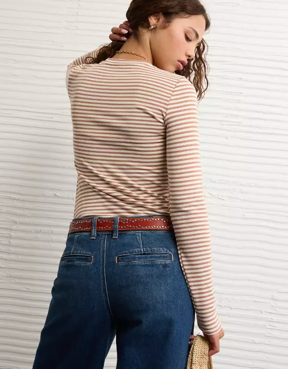 AE Long Sleeve Cozy Crew Neck T-Shirt - Image 2