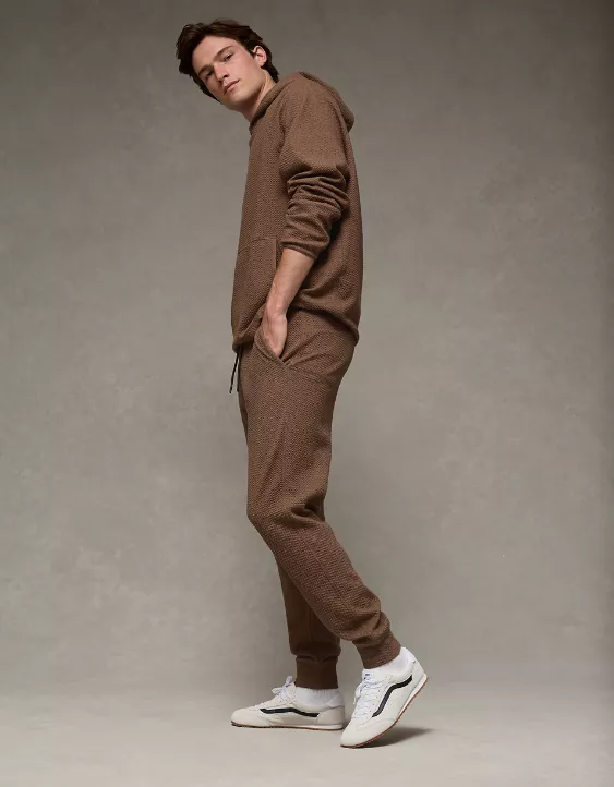 AE 24/7 Textured Fleece Jogger - Image 5