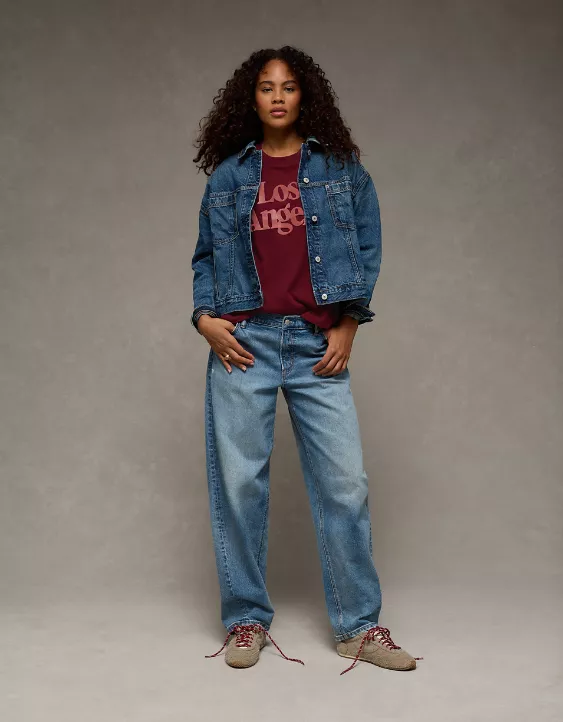 AE Los Angeles Velvet Graphic T-Shirt - Image 5