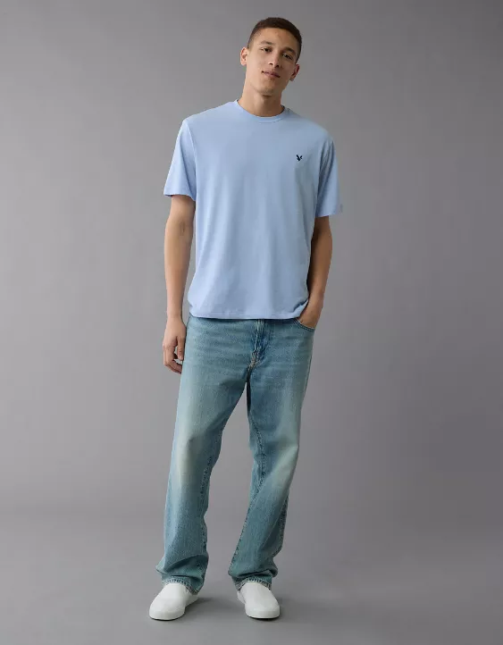 AE Lightweight Icon T-Shirt - Image 5