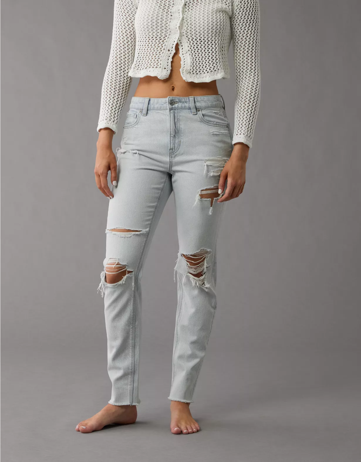AE Strigid Ripped Mom Jean