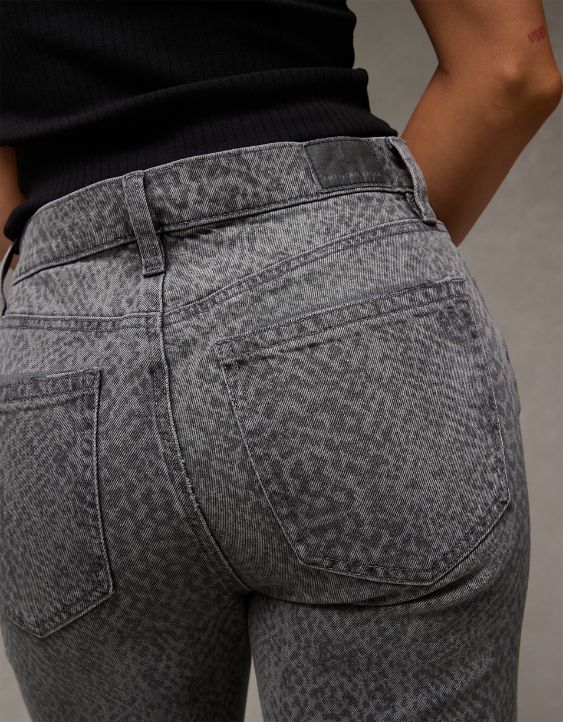 AE Stretch Snake Print High-Waisted Stovepipe Jean - Image 6